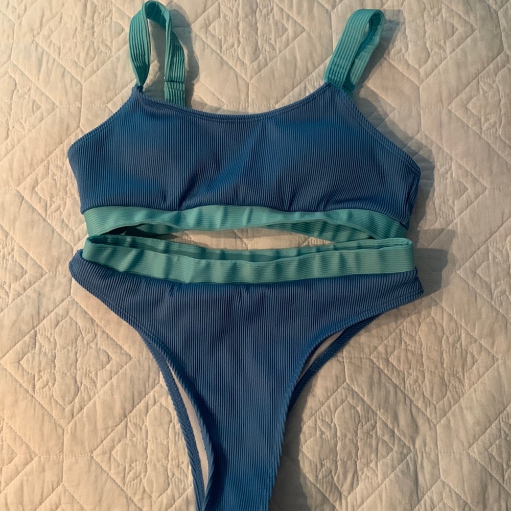 Ribbed Swimsuit